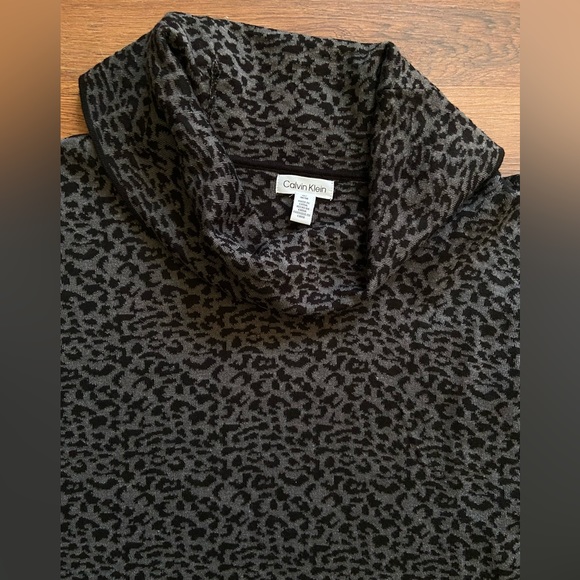 Calvin Klein Leopard Print Cowl Neck Long Sleeve Sweater - Picture 7 of 11